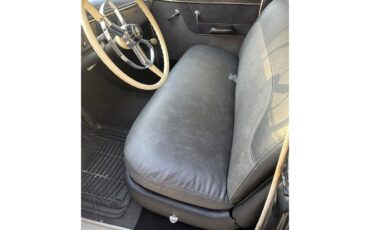 Chevrolet-Deluxe-1950-Black-Gray-9