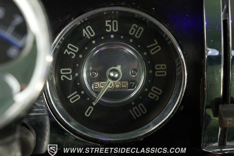 Chevrolet-Deluxe-1951-Green-Green-11