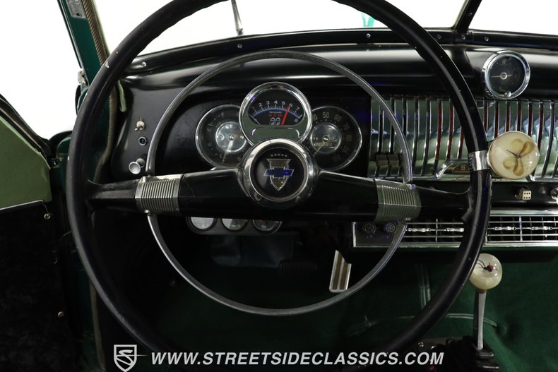 Chevrolet-Deluxe-1951-Green-Green-16