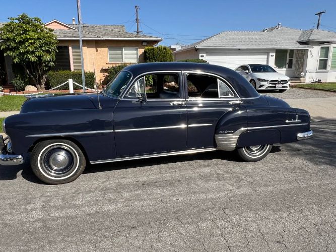 Chevrolet-Deluxe-1952-15
