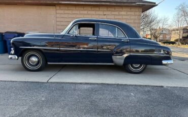 Chevrolet-Deluxe-1952-17