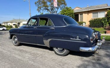 Chevrolet-Deluxe-1952-2