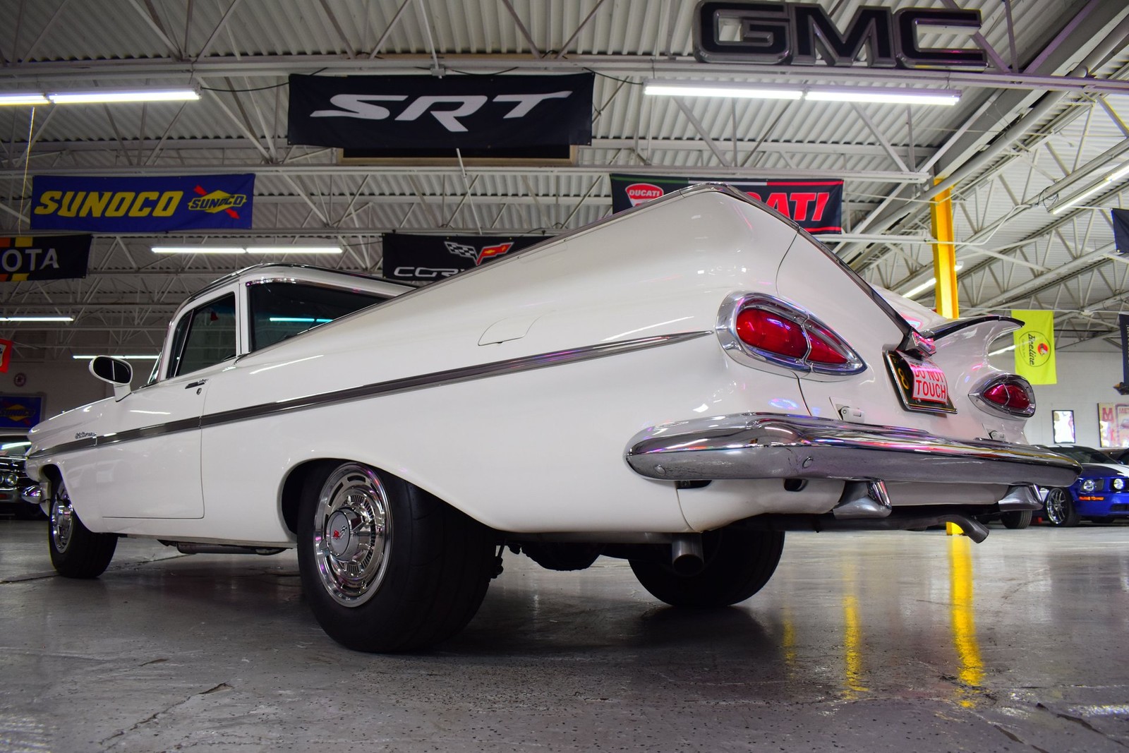 Chevrolet-El-Camino-1959-18