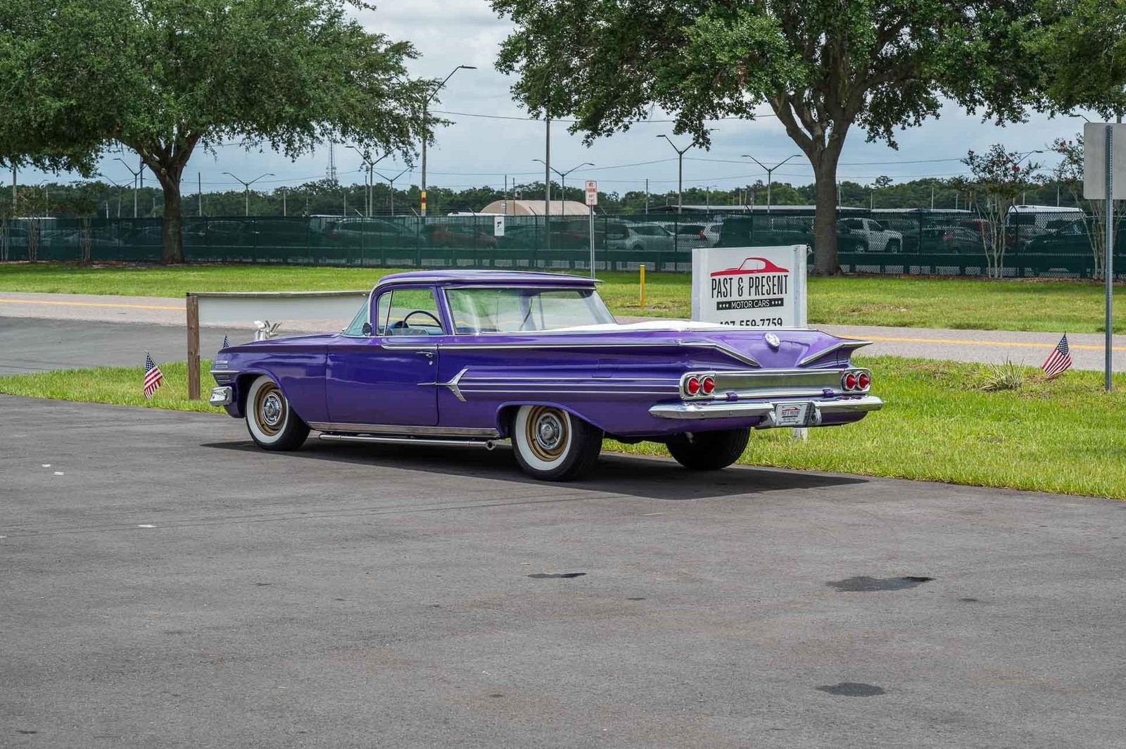 Chevrolet-El-Camino-1960-2-Door-3