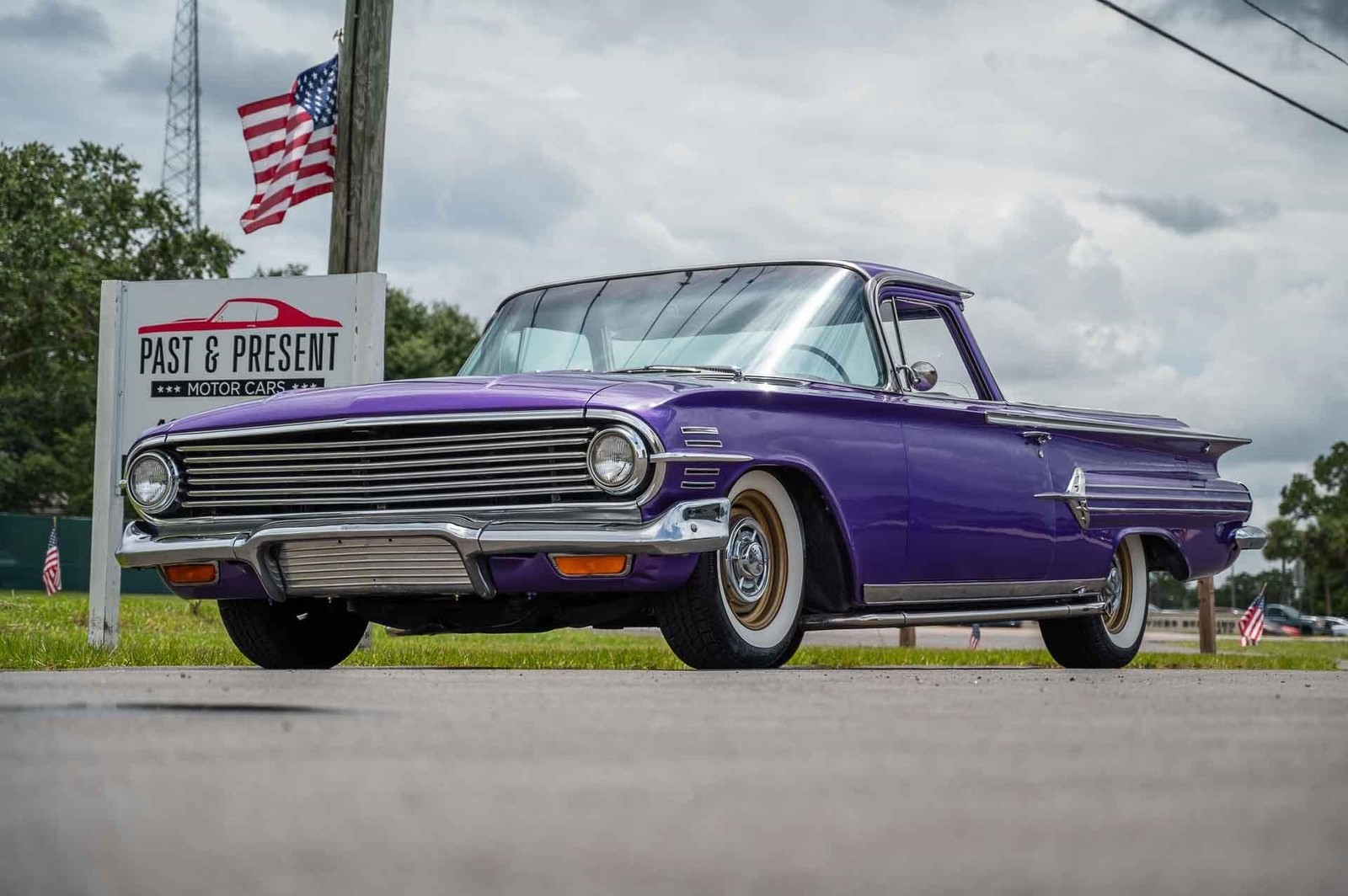 Chevrolet-El-Camino-1960-2-Door-31