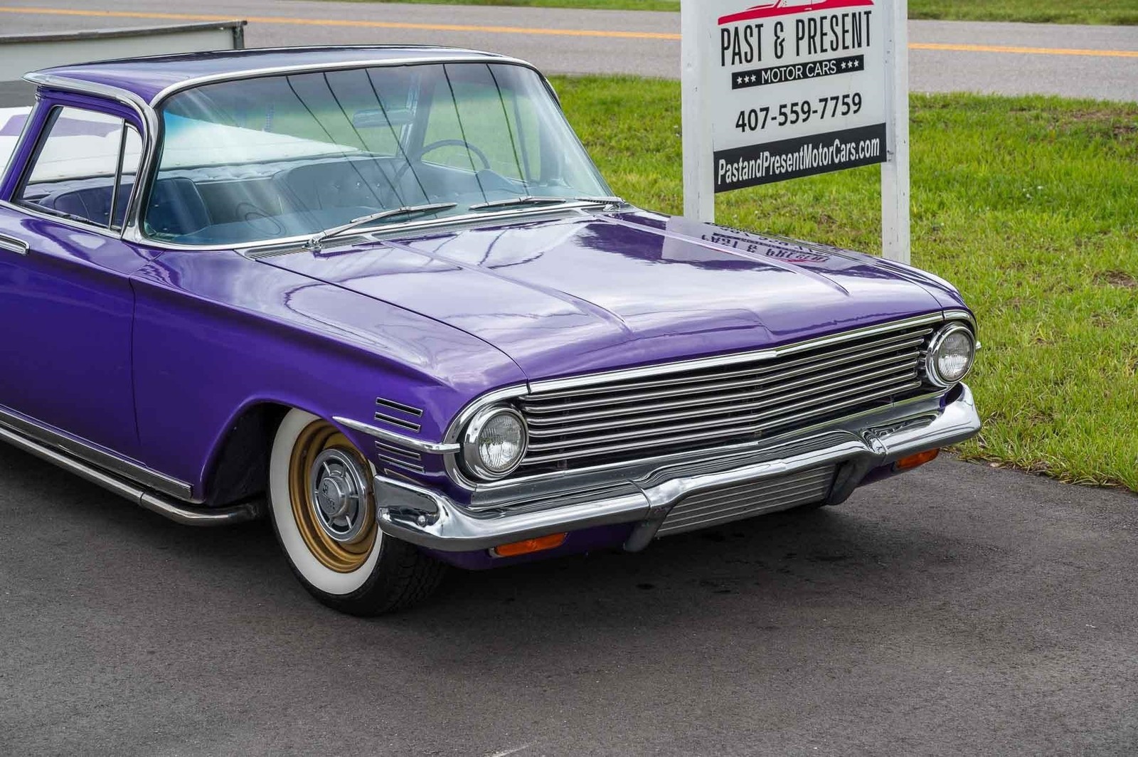 Chevrolet-El-Camino-1960-2-Door-35