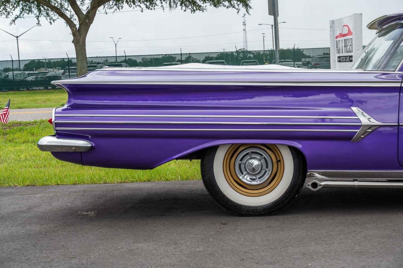 Chevrolet-El-Camino-1960-2-Door-39