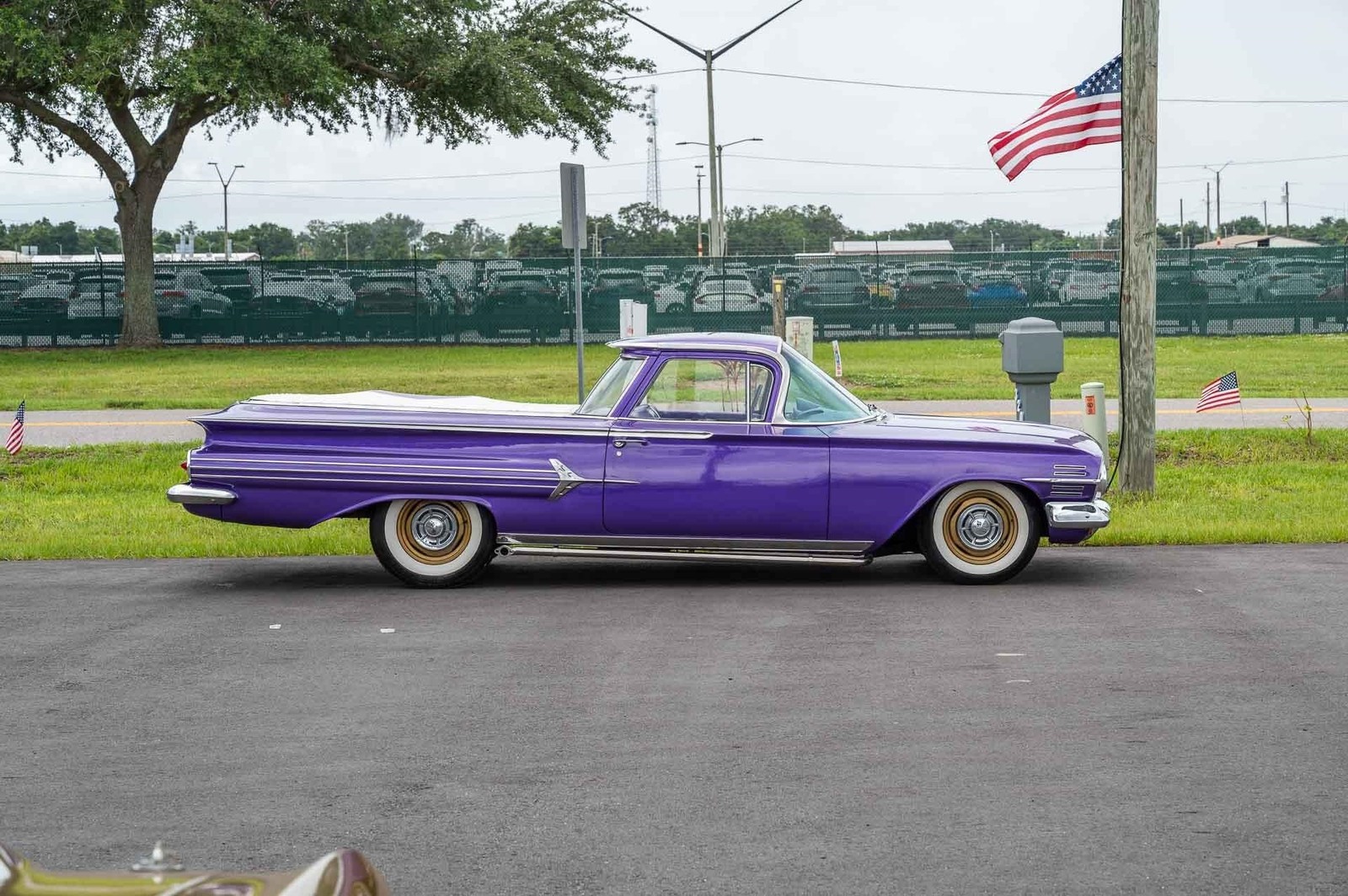 Chevrolet-El-Camino-1960-2-Door-6