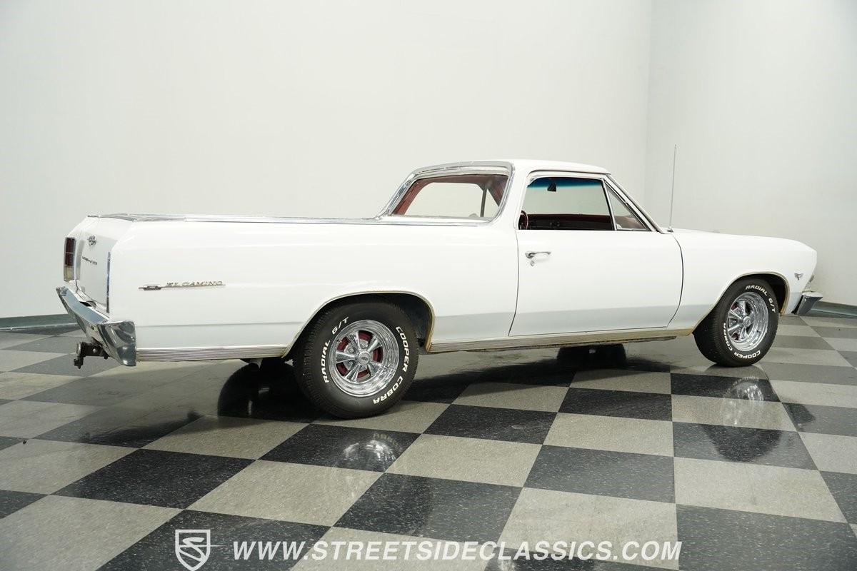 Chevrolet-El-Camino-1966-Pickup-Truck-13
