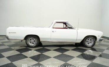 Chevrolet-El-Camino-1966-Pickup-Truck-14