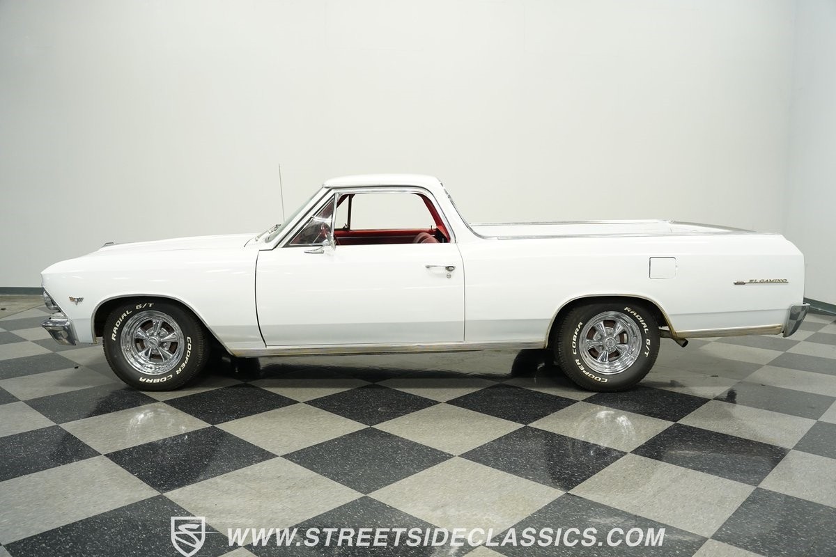 Chevrolet-El-Camino-1966-Pickup-Truck-2