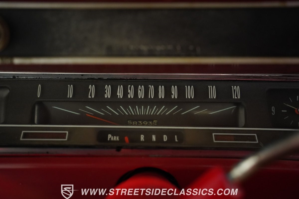 Chevrolet-El-Camino-1966-Pickup-Truck-39