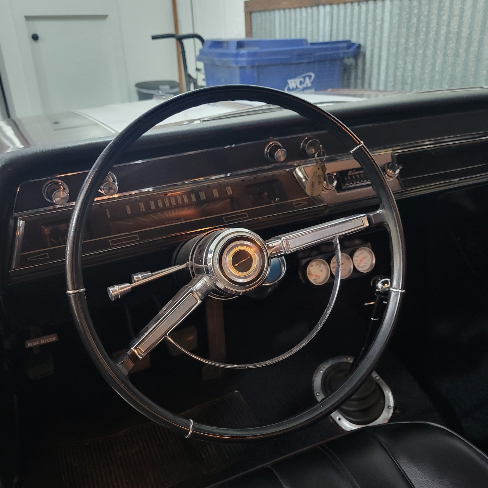 Chevrolet-El-Camino-1966-Sedan-9