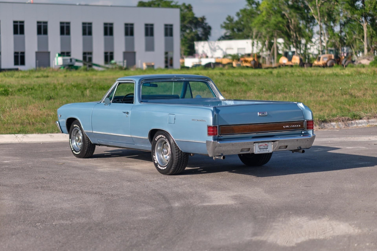 Chevrolet-El-Camino-1967-2-Door-3