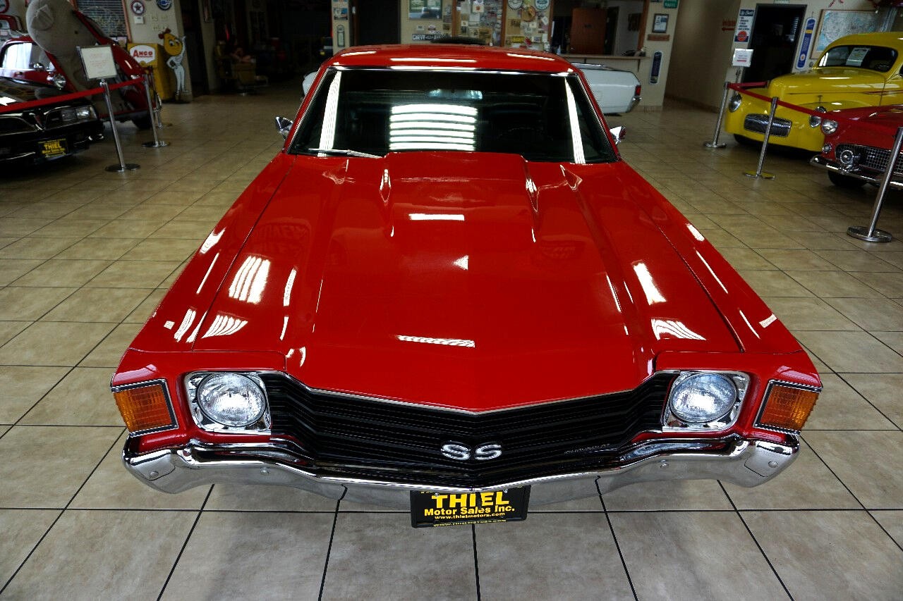 Chevrolet-El-Camino-1972-Classic-Car-11