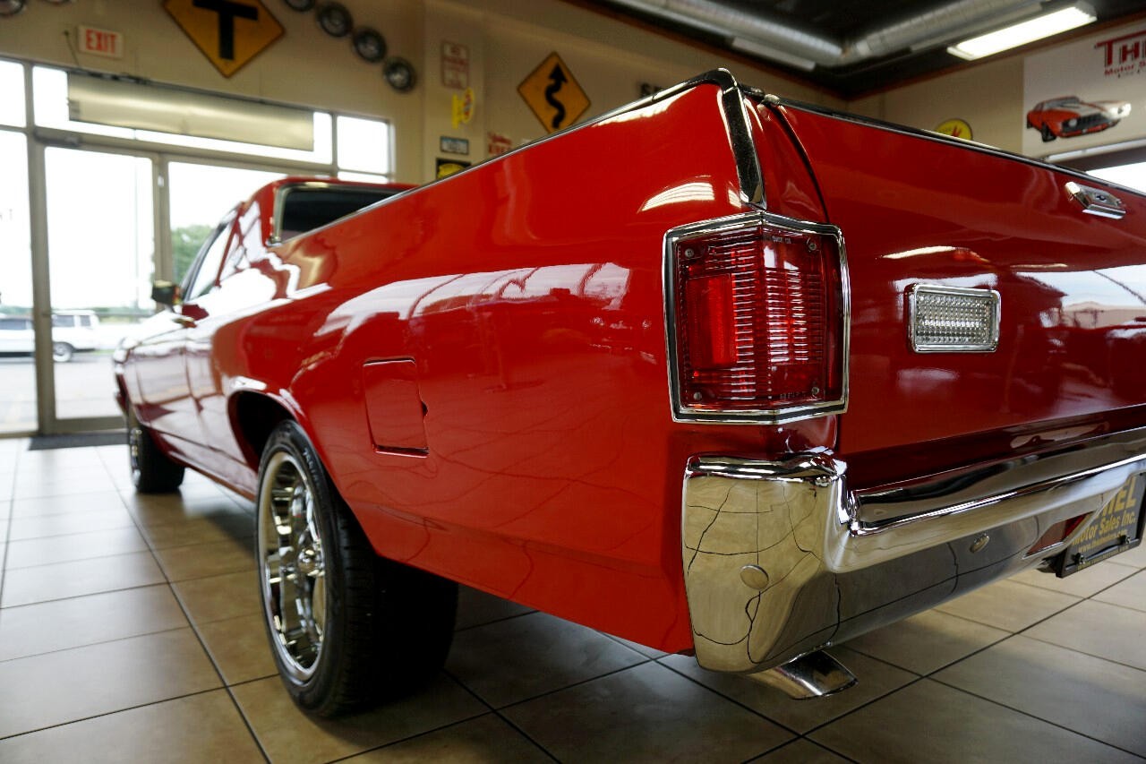 Chevrolet-El-Camino-1972-Classic-Car-16