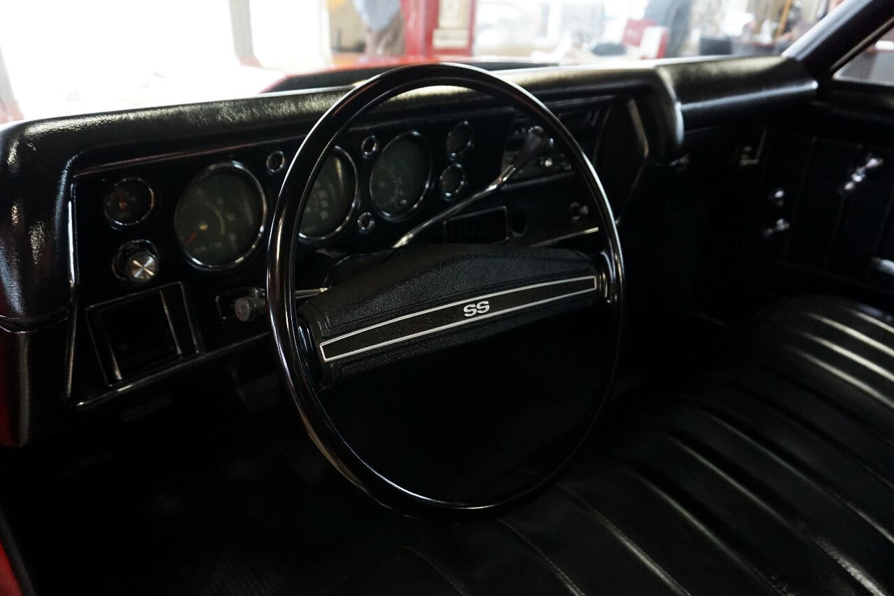 Chevrolet-El-Camino-1972-Classic-Car-24