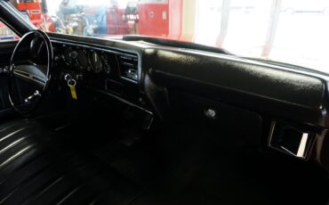 Chevrolet-El-Camino-1972-Classic-Car-25