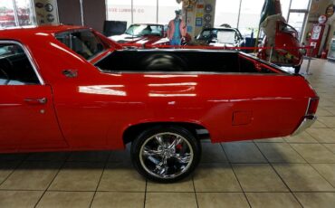 Chevrolet-El-Camino-1972-Classic-Car-35