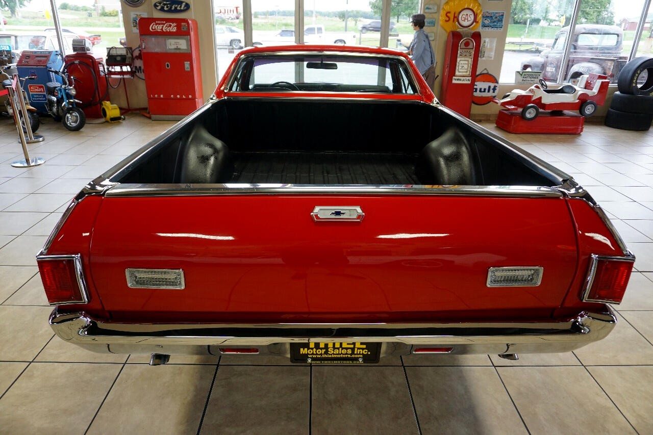 Chevrolet-El-Camino-1972-Classic-Car-38