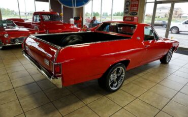 Chevrolet-El-Camino-1972-Classic-Car-8