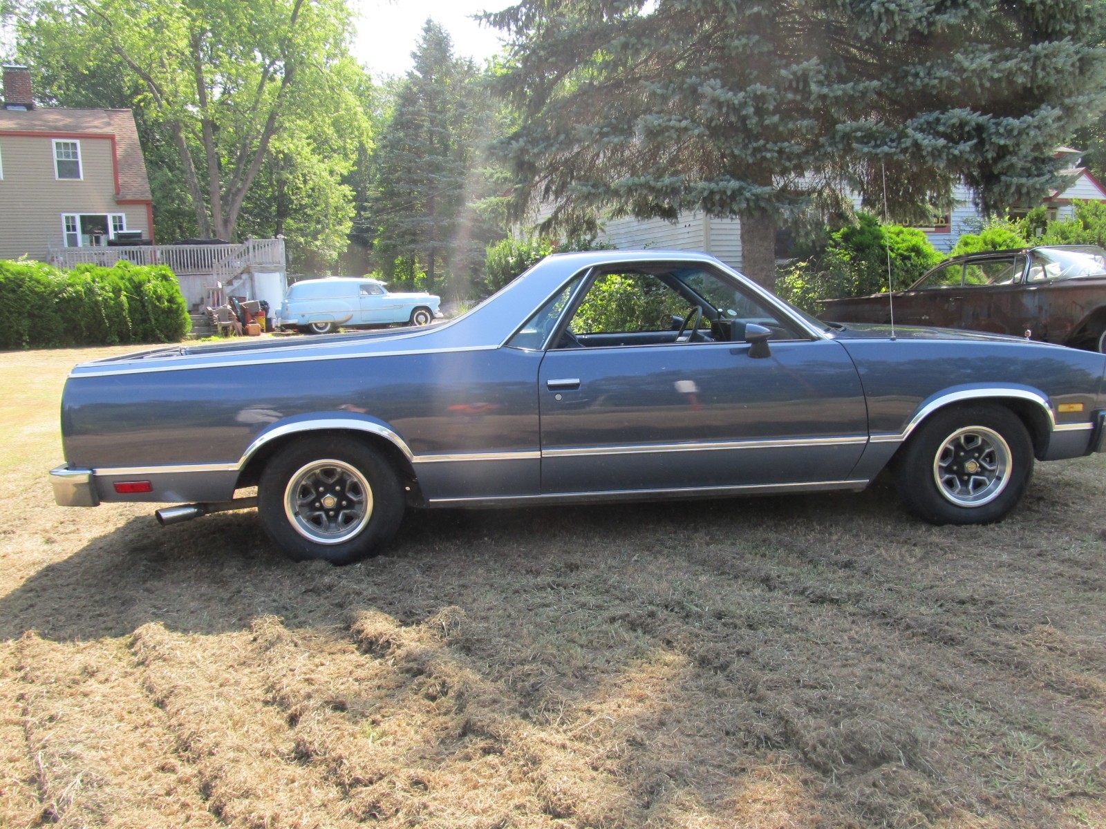 Chevrolet-El-Camino-1983-10