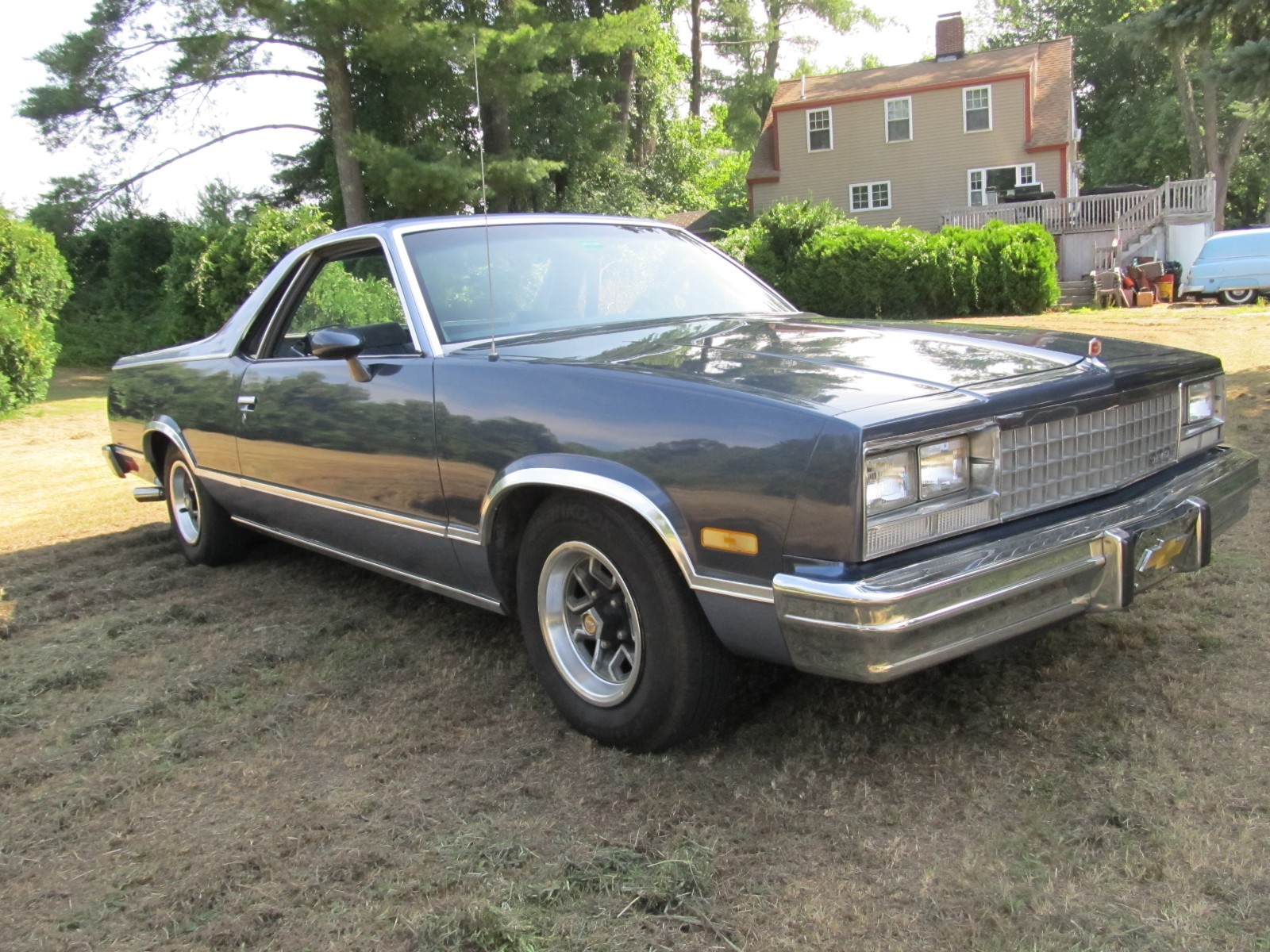 Chevrolet-El-Camino-1983-11