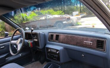 Chevrolet-El-Camino-1983-14
