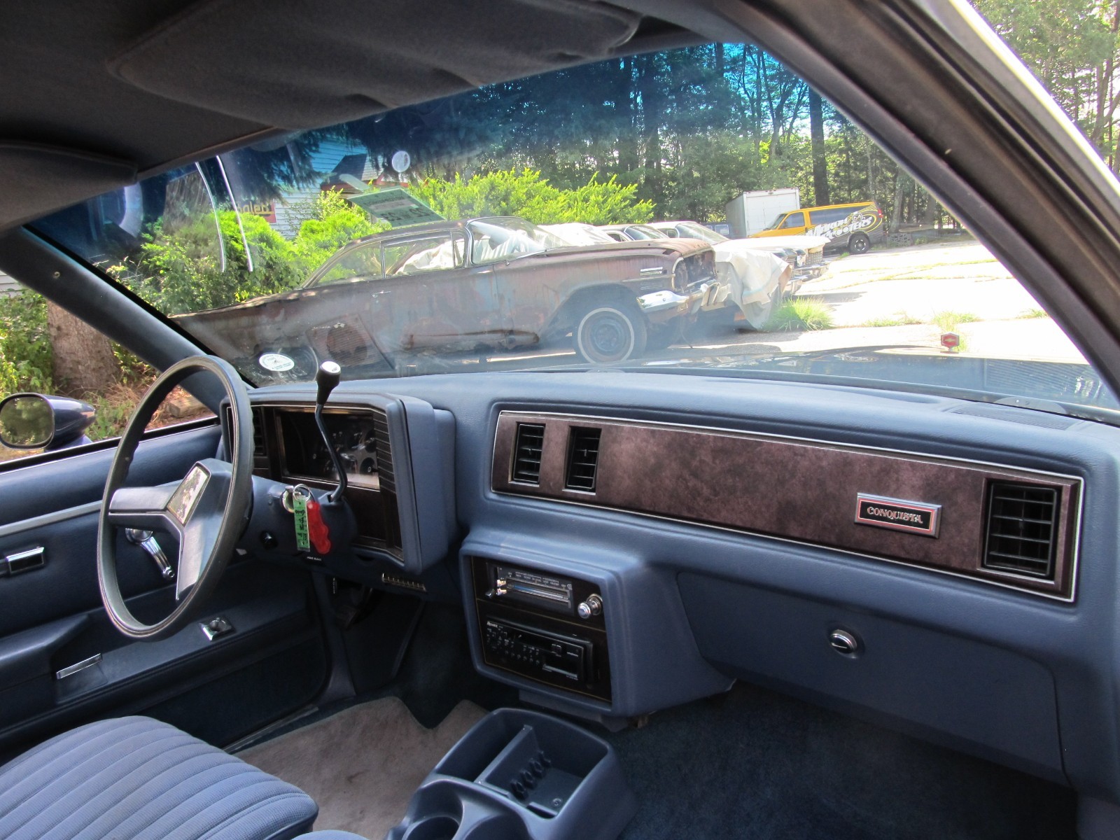 Chevrolet-El-Camino-1983-14