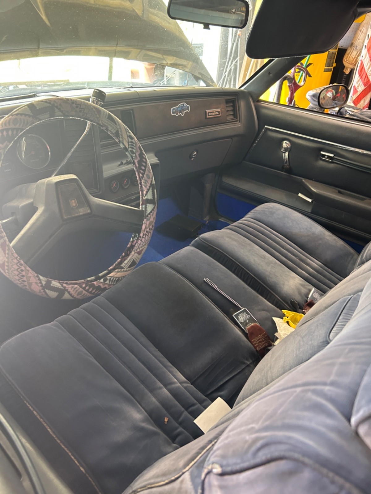 Chevrolet-El-Camino-1983-Standard-Cab-Pickup-4