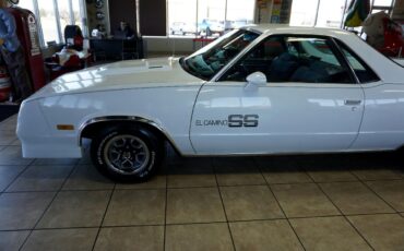 Chevrolet-El-Camino-1984-Truck-35