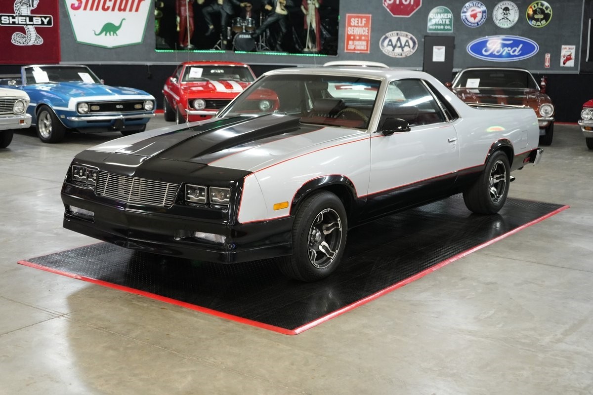 Chevrolet-El-Camino-1986-Truck-1