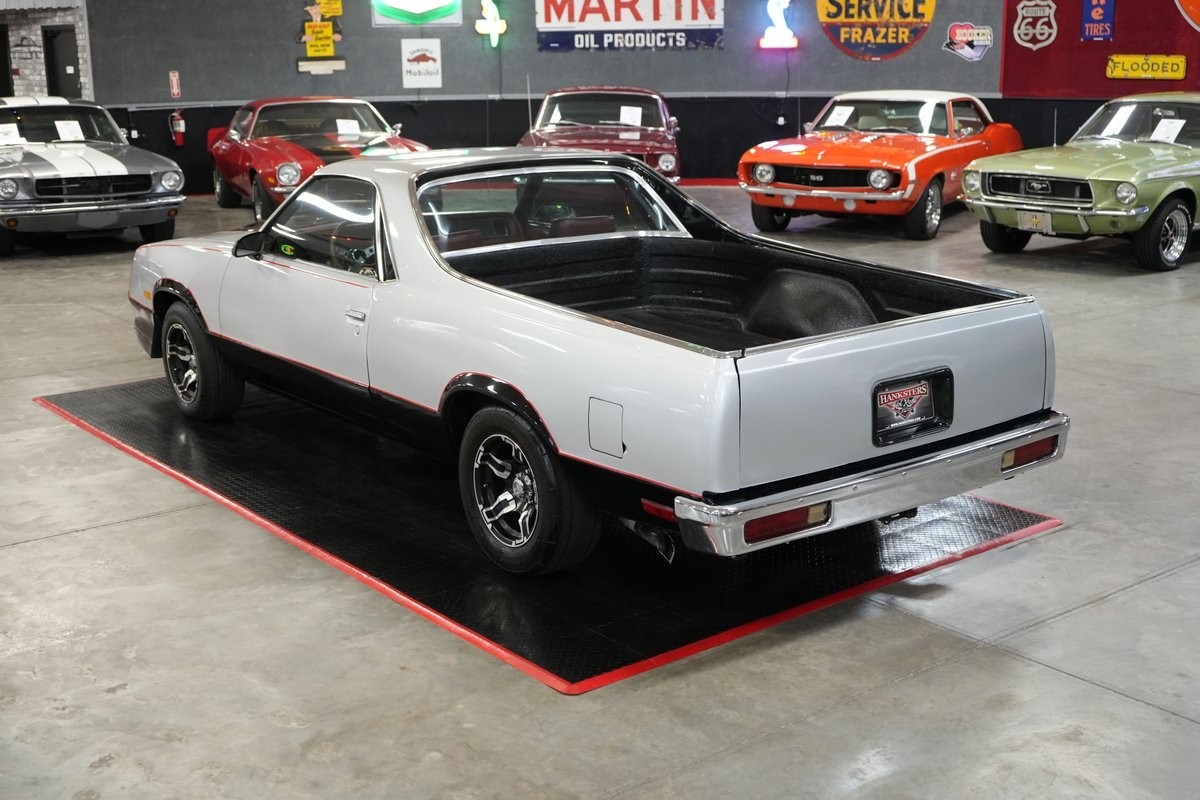 Chevrolet-El-Camino-1986-Truck-12