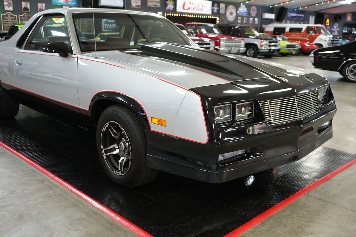 Chevrolet-El-Camino-1986-Truck-29