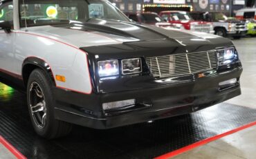 Chevrolet-El-Camino-1986-Truck-32