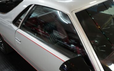 Chevrolet-El-Camino-1986-Truck-37