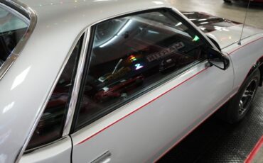 Chevrolet-El-Camino-1986-Truck-38