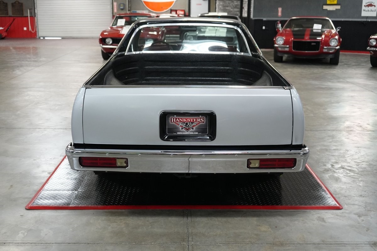 Chevrolet-El-Camino-1986-Truck-4