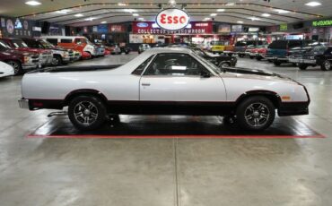 Chevrolet-El-Camino-1986-Truck-6
