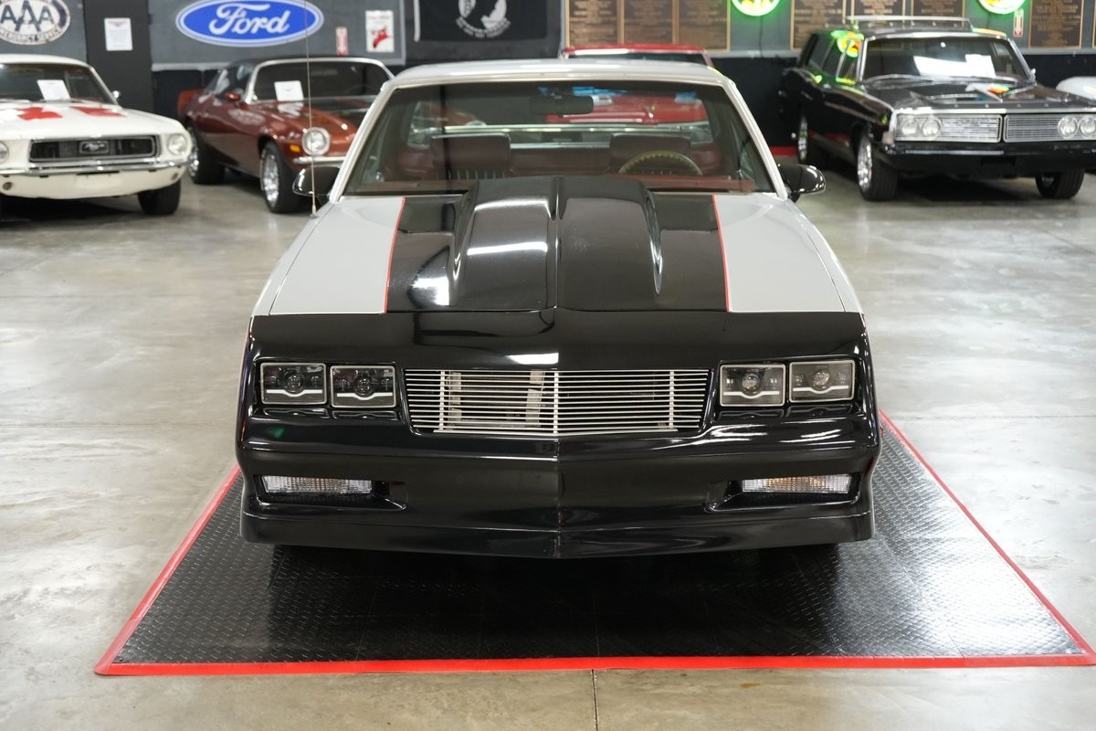 Chevrolet-El-Camino-1986-Truck-8