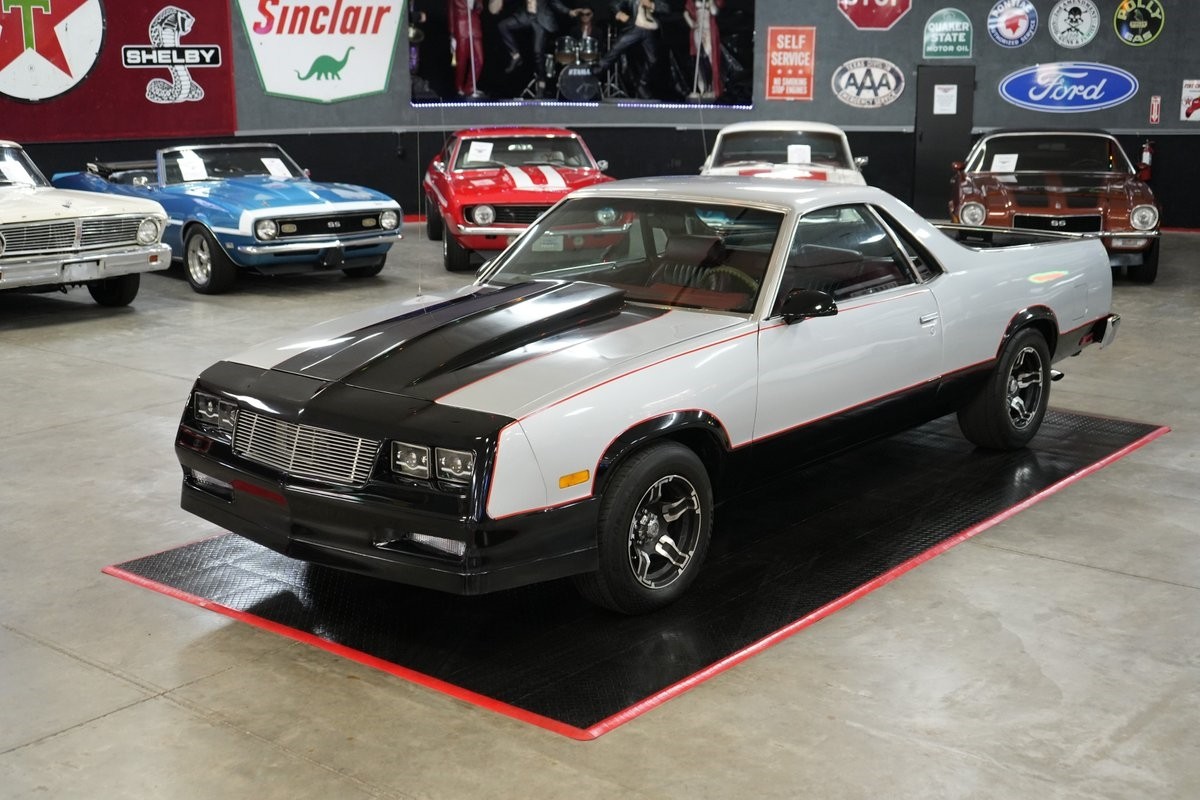 Chevrolet-El-Camino-1986-Truck-9