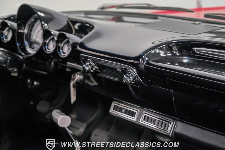 Chevrolet-El-camino-1960-Roman-Red-Black-37