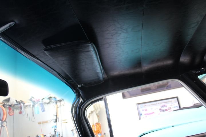 Chevrolet-El-camino-1960-white-black-34