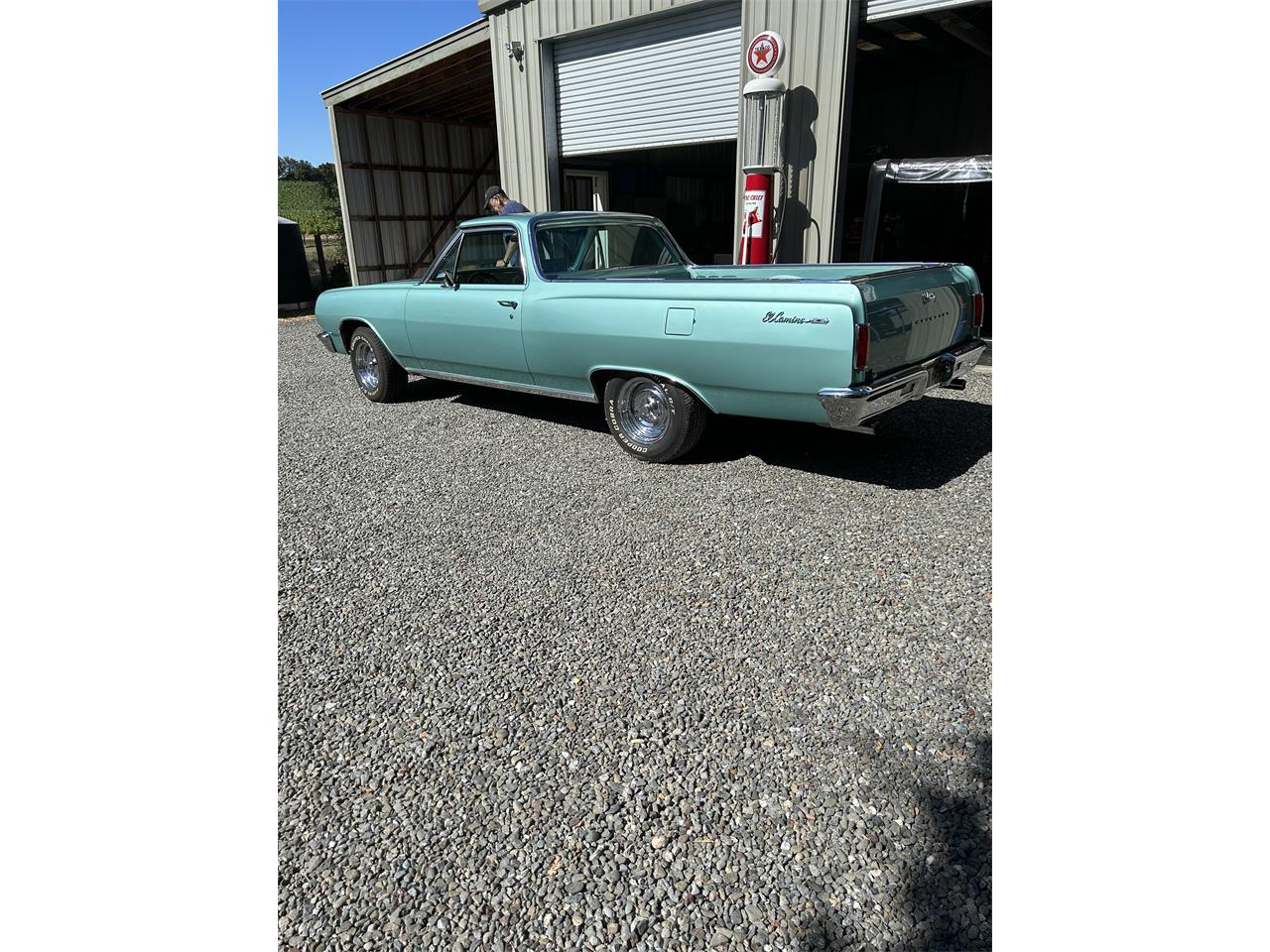 Chevrolet-El-camino-1965-Light-blue-green-Light-blue-green-5