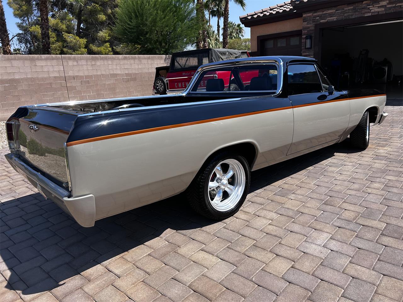 Chevrolet-El-camino-1966-Black-and-champagne-Black-5