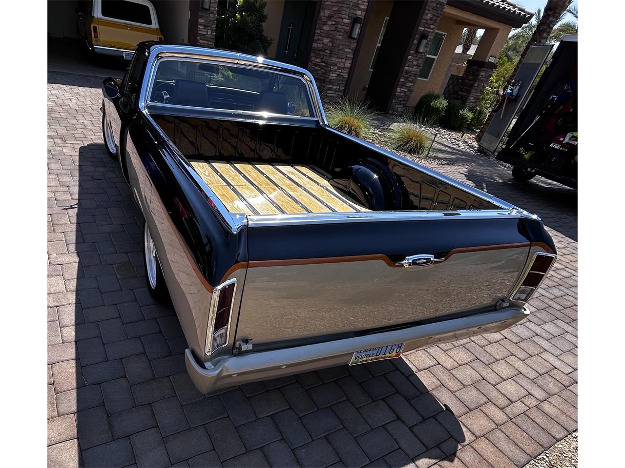 Chevrolet-El-camino-1966-Black-and-champagne-Black-7