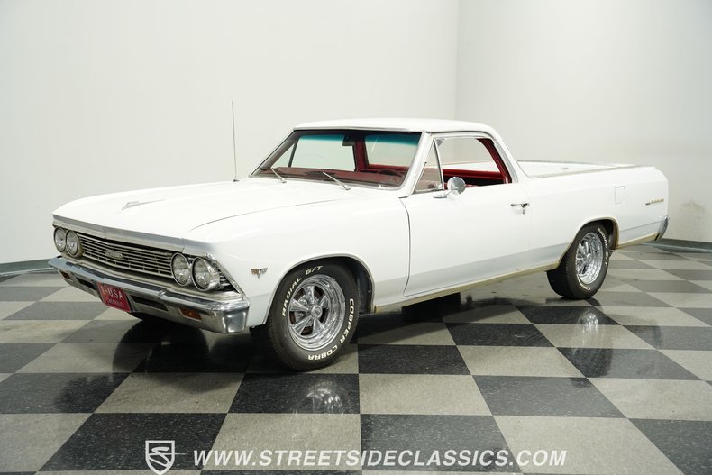 Chevrolet-El-camino-1966-Ermine-White-Red-3