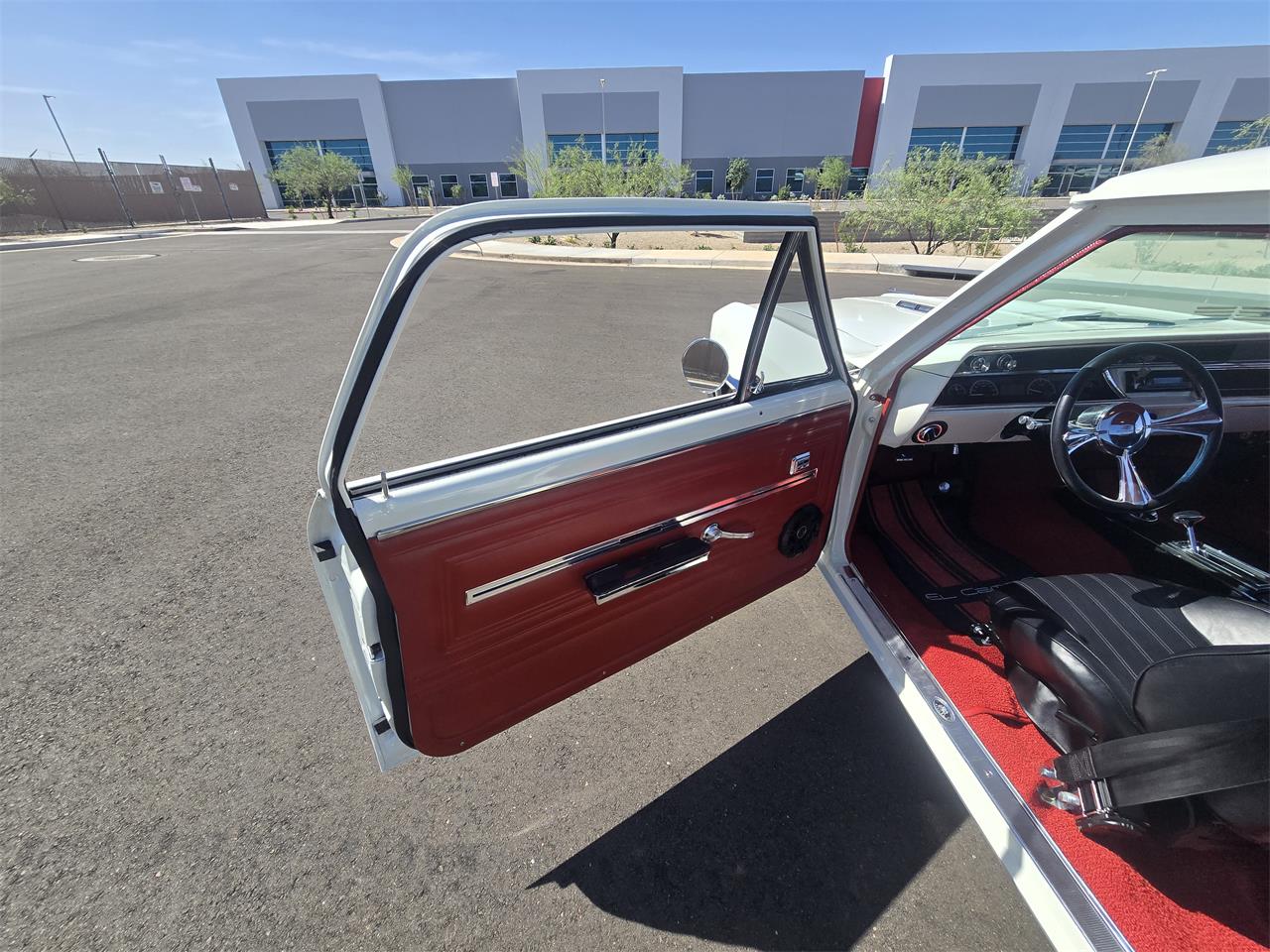 Chevrolet-El-camino-1966-Pearl-White-RedBlack-10