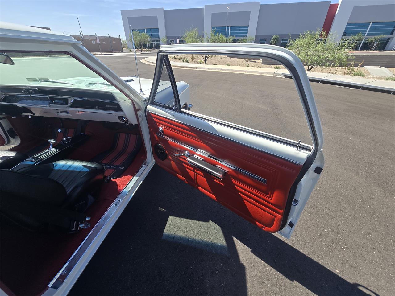 Chevrolet-El-camino-1966-Pearl-White-RedBlack-12
