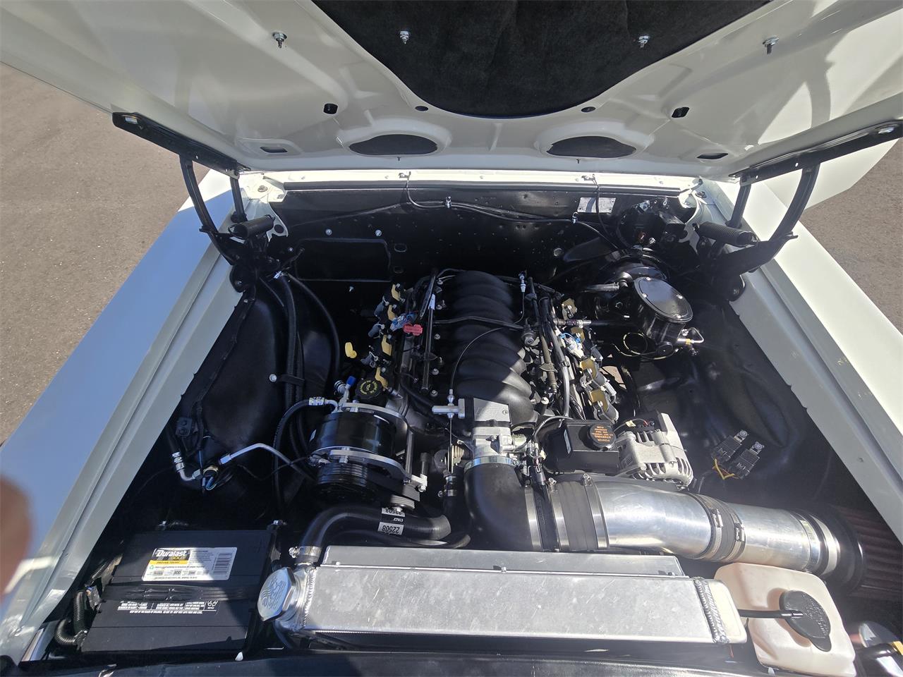 Chevrolet-El-camino-1966-Pearl-White-RedBlack-14